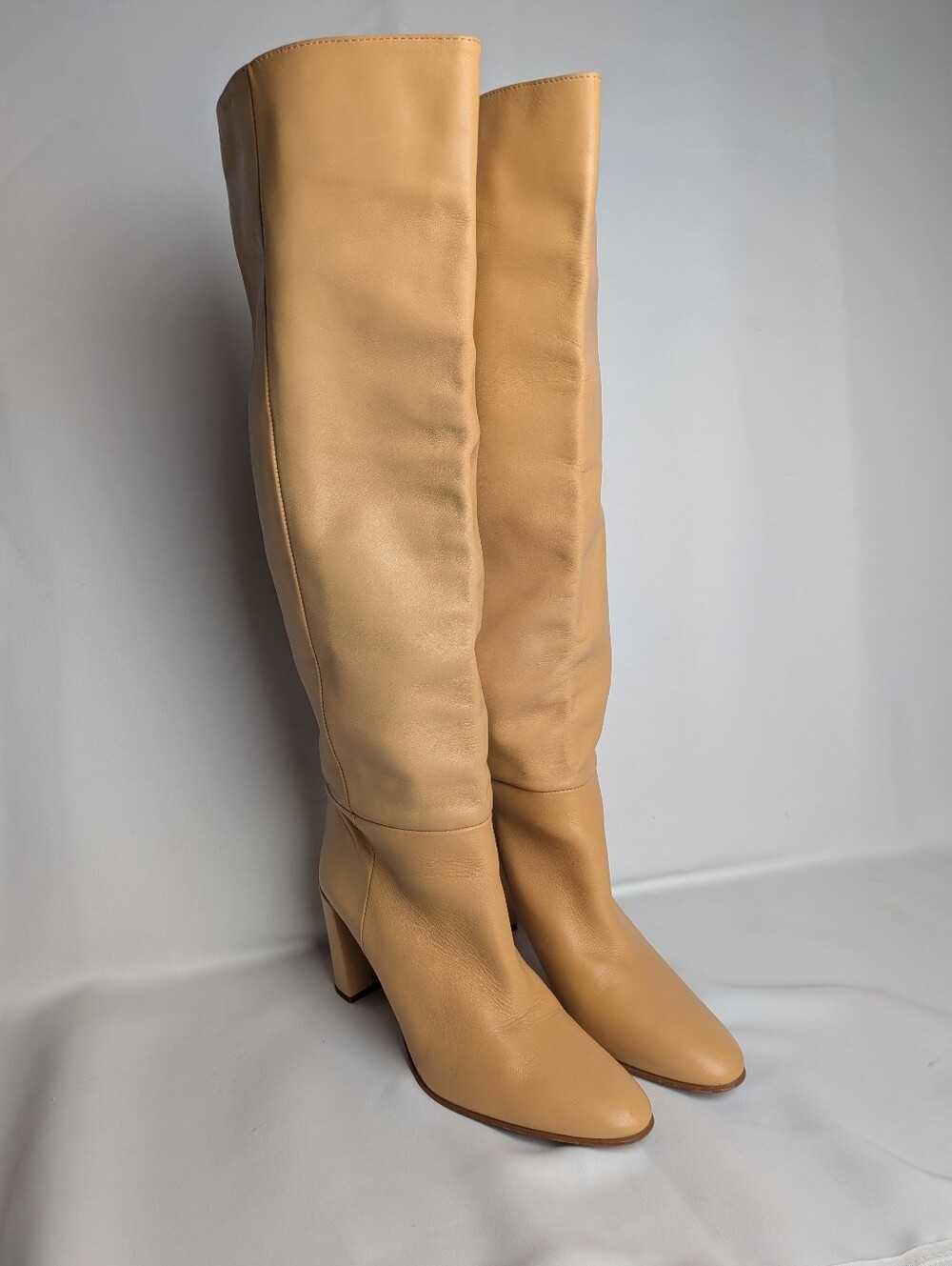 ZARA High Heels Beige Long Boots Size 39 = 8 US Loose Fit Made In Spain Leather